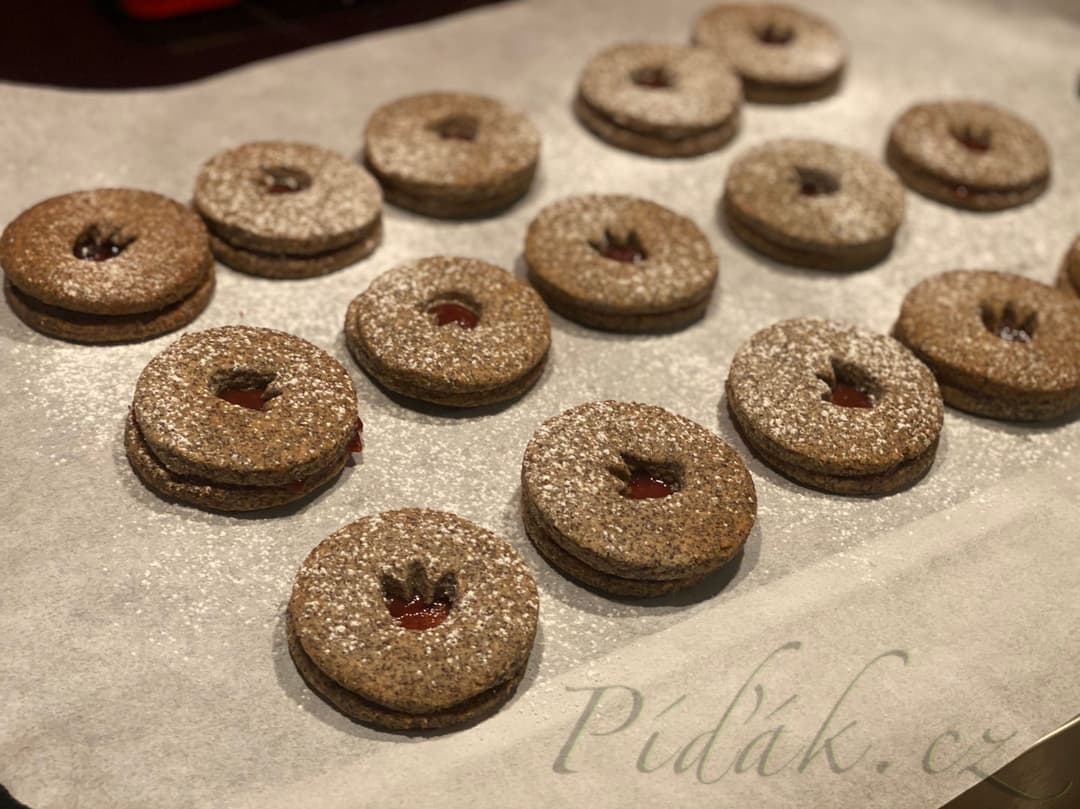 1. obrázek Vánoční maková kolečka  s povidly