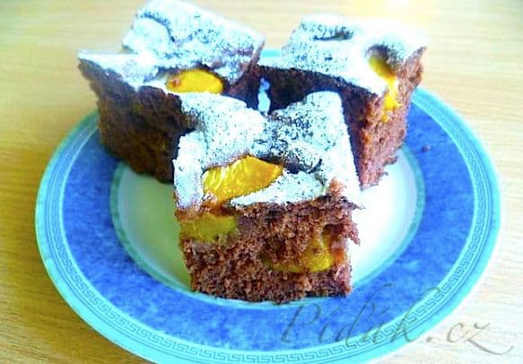 1. obrázek Štavnatý perník s meruňkami