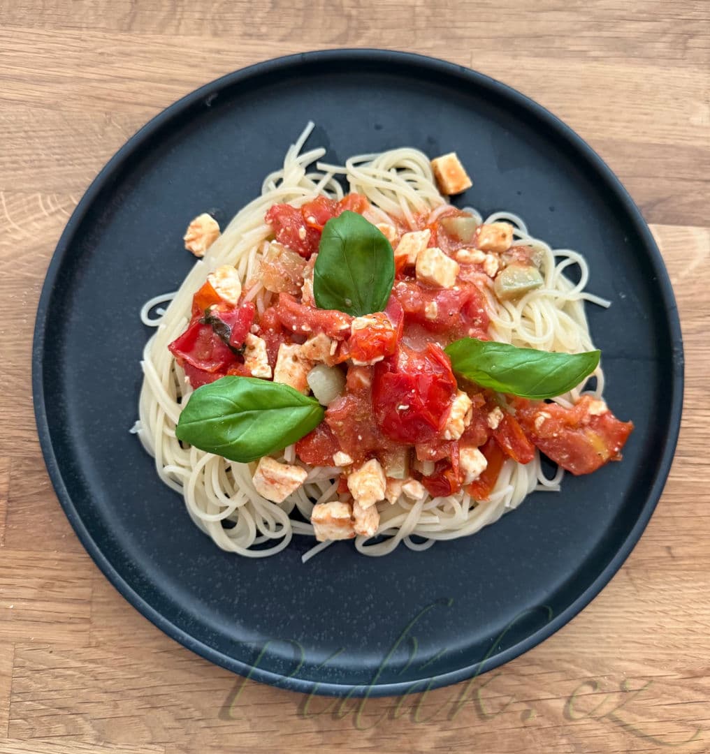 1. obrázek Špagety s pečenými rajčaty a sýrem feta 