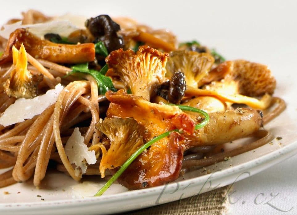 1. obrázek Vegetarianské těstoviny houbové 