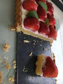 2. obrázek Koláč s citronovým krémem a jahodami 