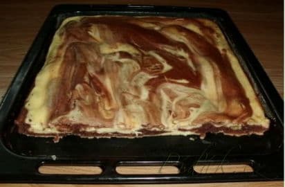 Obrázek Dvoubarevná tvarohová buchta