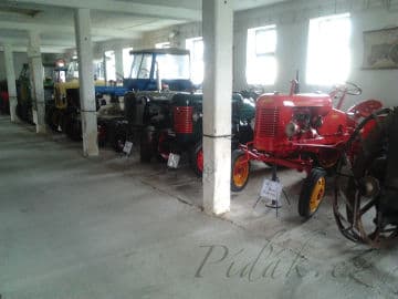 2. obrázek Expozice Muzea zemědělských strojů  a nářadí - Hoštice - Heroltice 