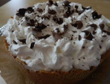 2. obrázek Banánovo-šľahačkový koláč zo sušienkového cesta