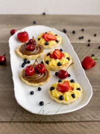 Obrázek Tartaletky s žloutkovým krémem - vanilkovým a čokoládovým